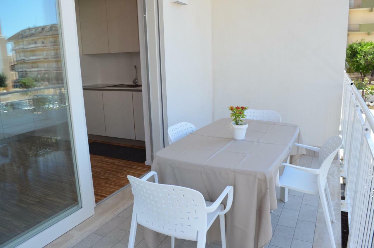 Apartments Sperlonga Εξωτερικό φωτογραφία